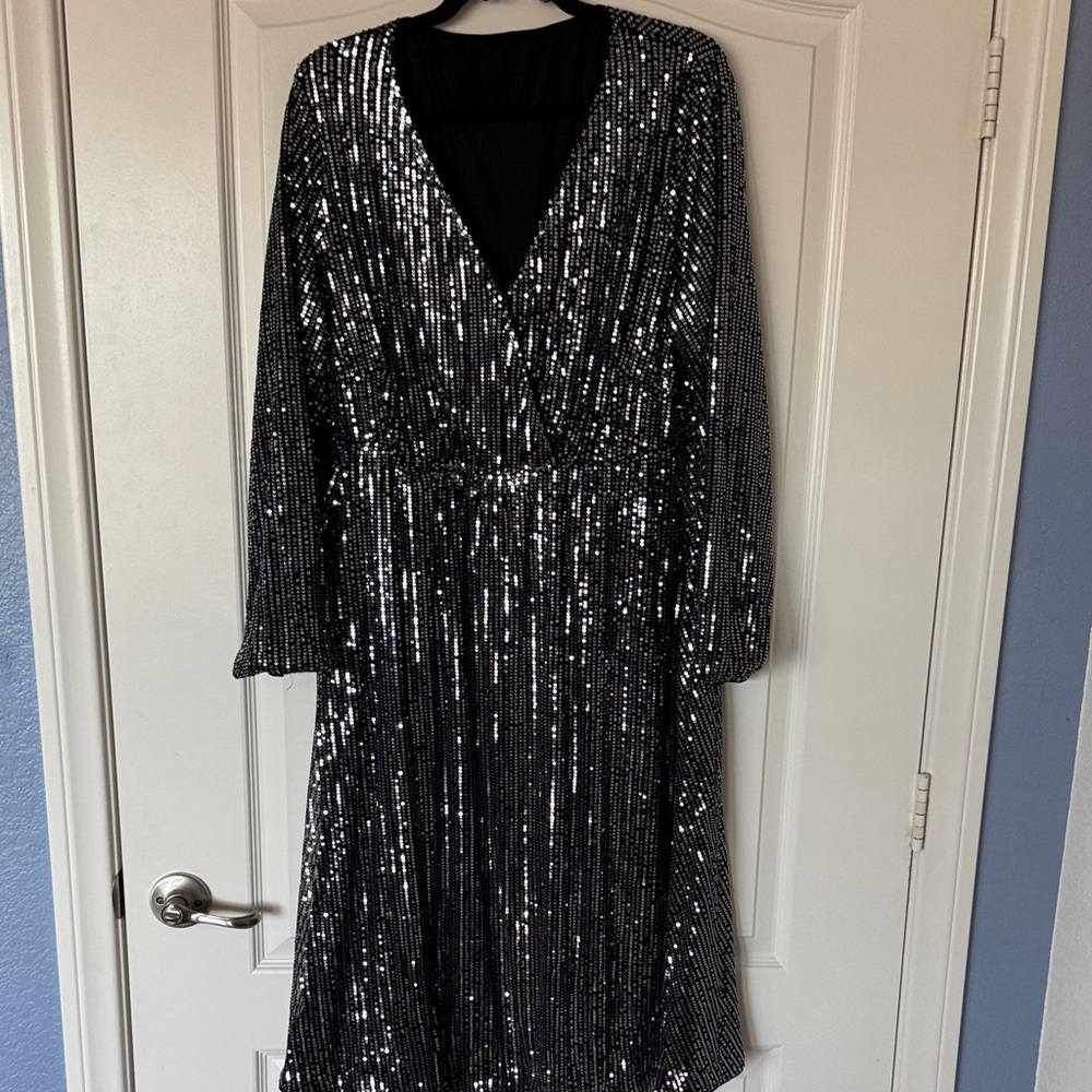 BloomChic Sparkling Black and Silver Long Sleeve Dress